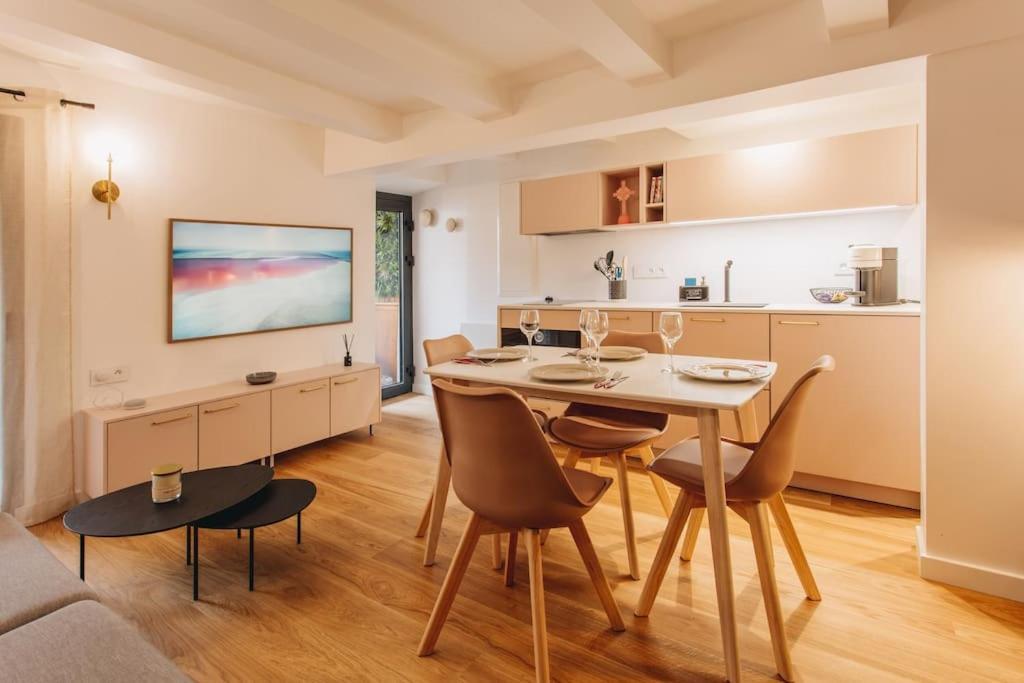 Apartament La Vie En Rose - Luxe, Calme & Hypercentre - 3* Annecy Zewnętrze zdjęcie